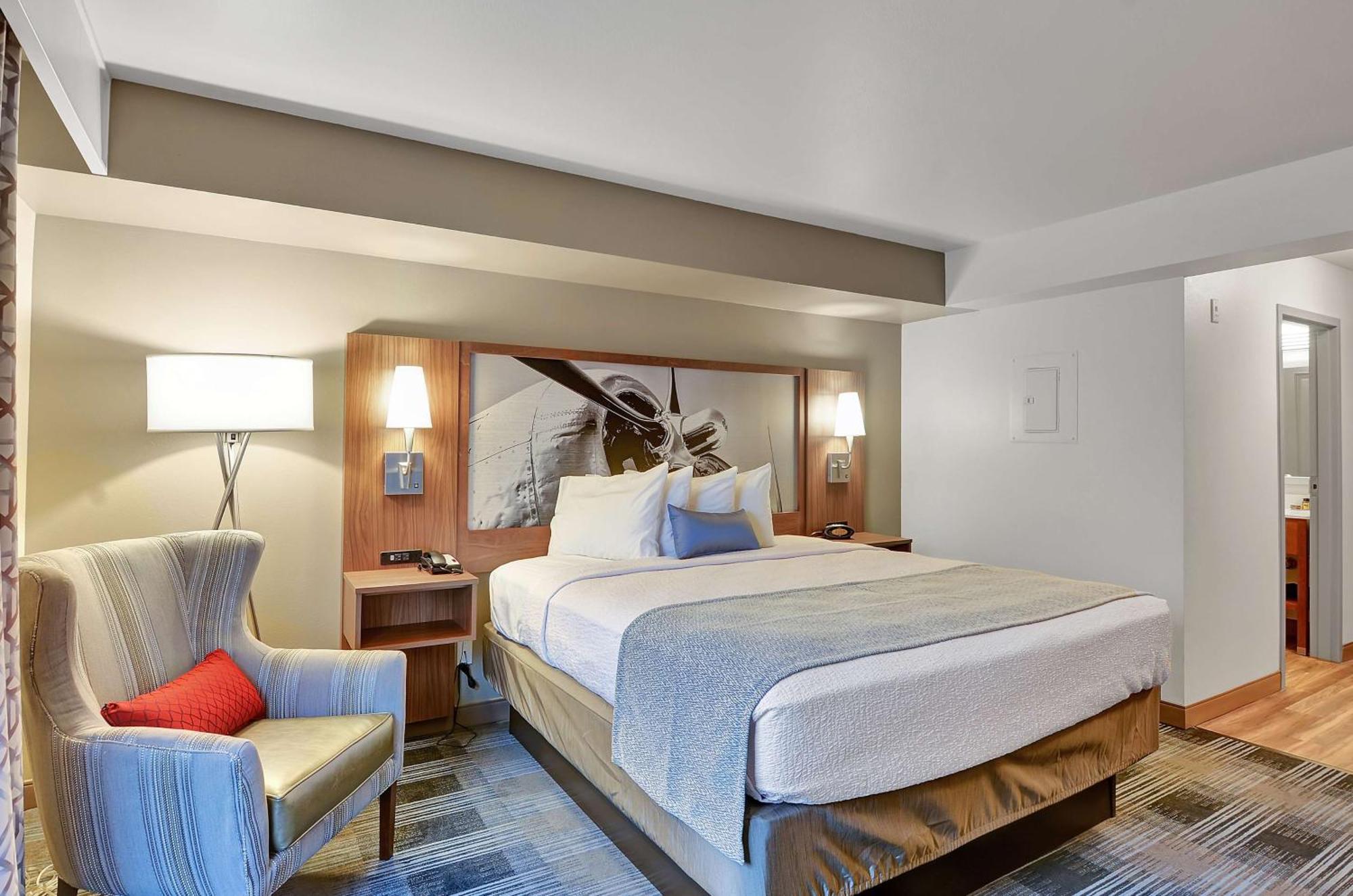 Best Western PLUS Navigator Inn&Suites Everett Exterior foto